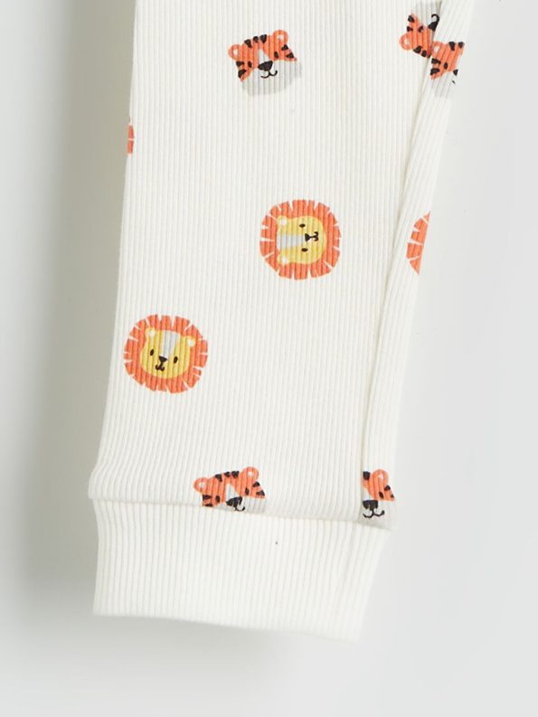 Winnie the Pooh Printed Boys' Baby T-Shirt and Sweatpants Set