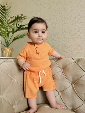 Muslin Fabric Pocketed Shorts with Wooden Button 2-Piece Set