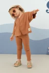 onu-dugmeli-taytli-takim-somon-takim-mioma-kids-1579-29-B.webp