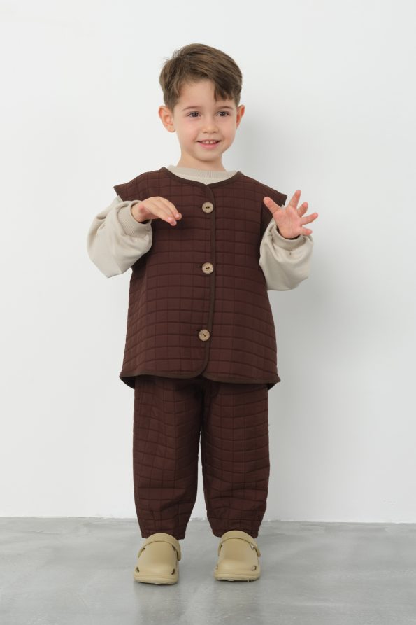 Oversized Vest in Dark Brown