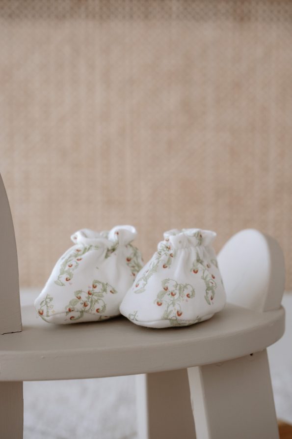 Baby Booties - Strawberry