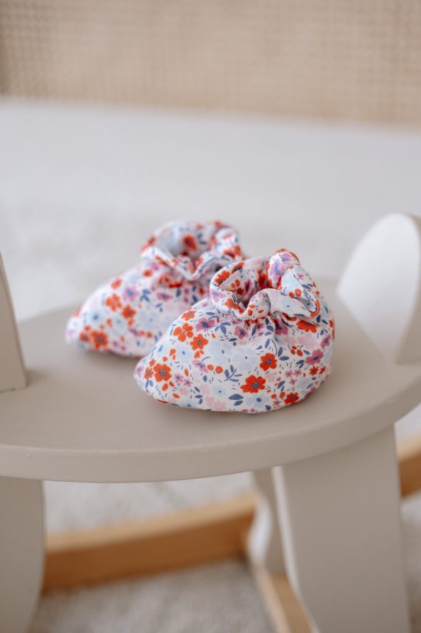 Baby Booties - Little Flowers / Red