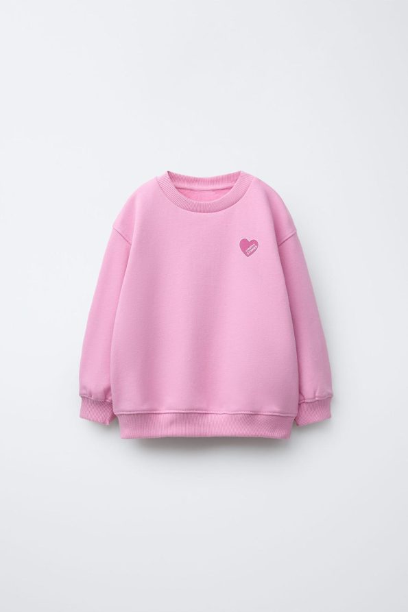 Basic Heart Sweatshirt
