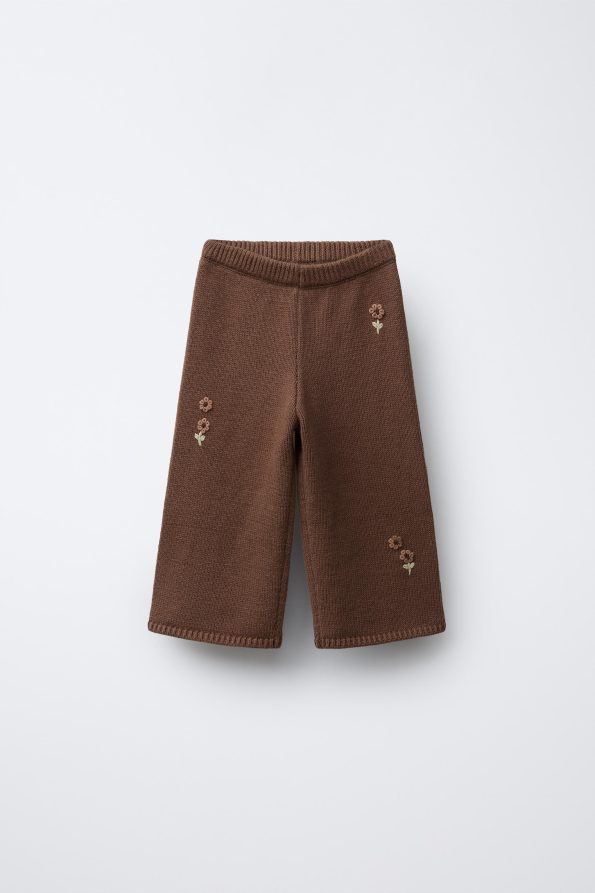 Embroidered Flower Knit Trousers