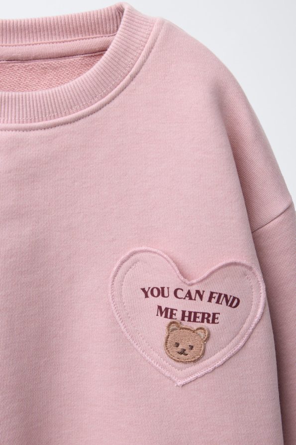 Heart Pocket Sweatshirt