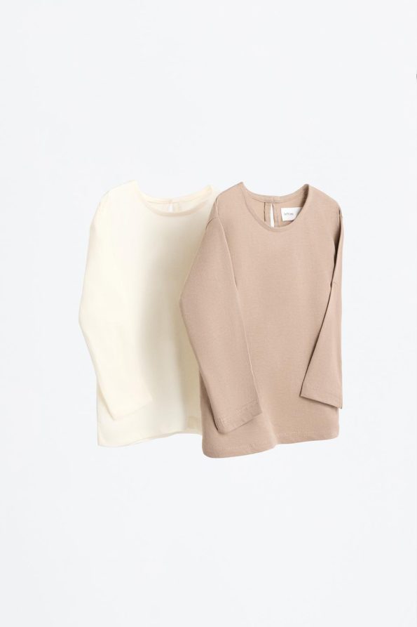 2-Pack of Solid Color Long Sleeve T-Shirts