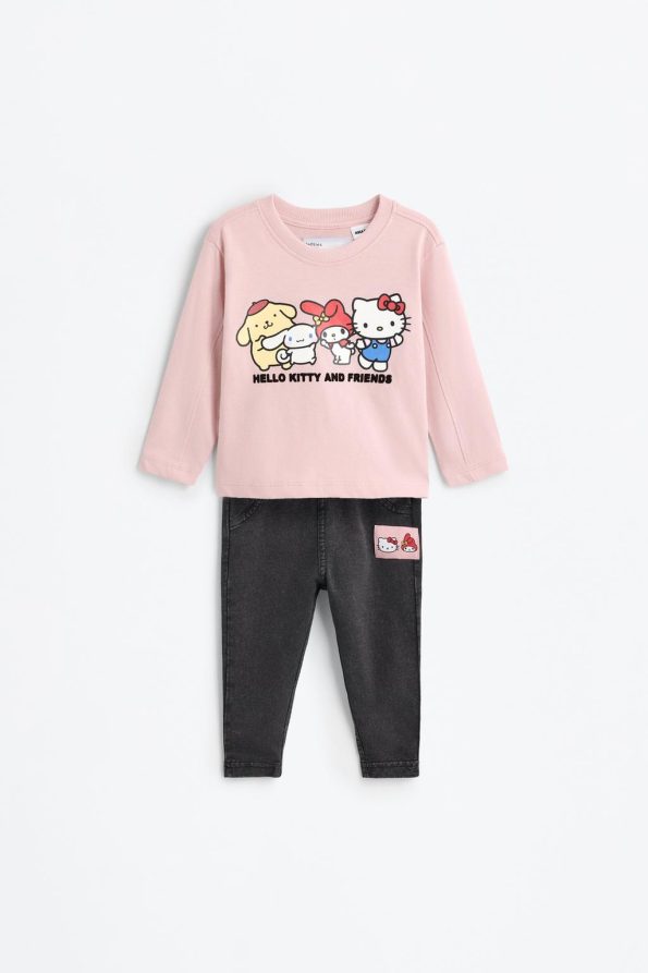Hello Kitty ©SANRIO Sweatshirt and Jogger Pants Set