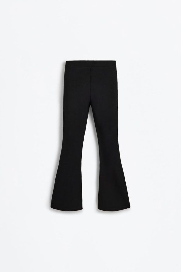 Thick Stretch Knit Flared Leggings