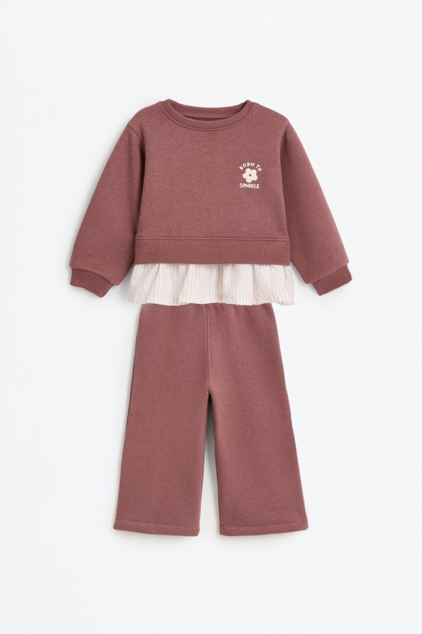 Sweatshirt and Pants Set