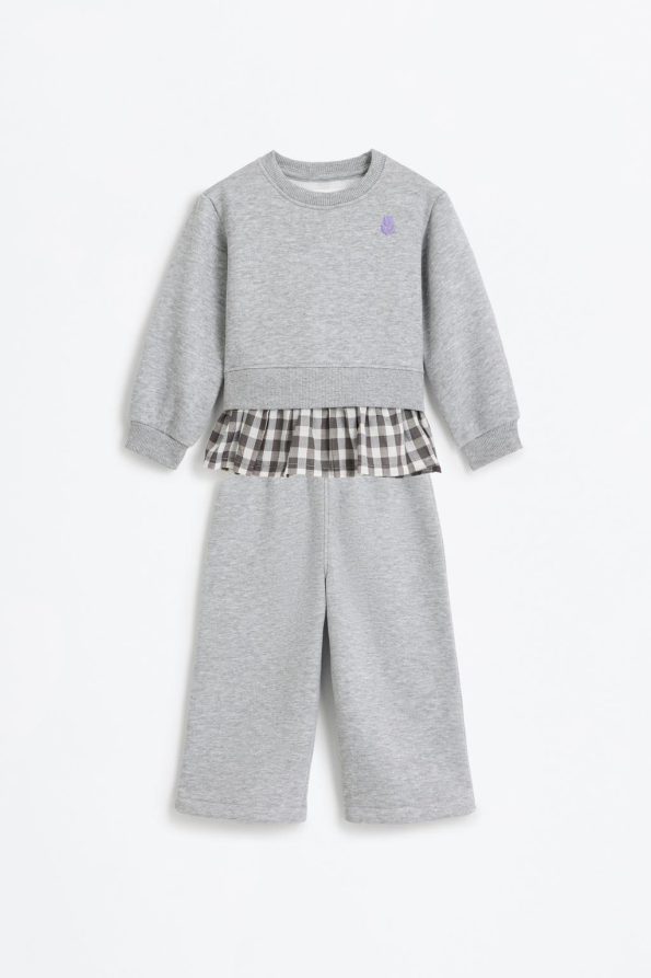 Sweatshirt and Pants Set