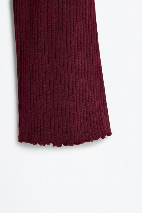 Ribbed Flared Leggings