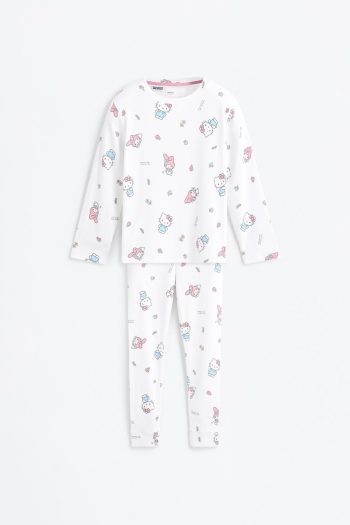 Hello Kitty ©SANRIO Ribbed Pajama Set