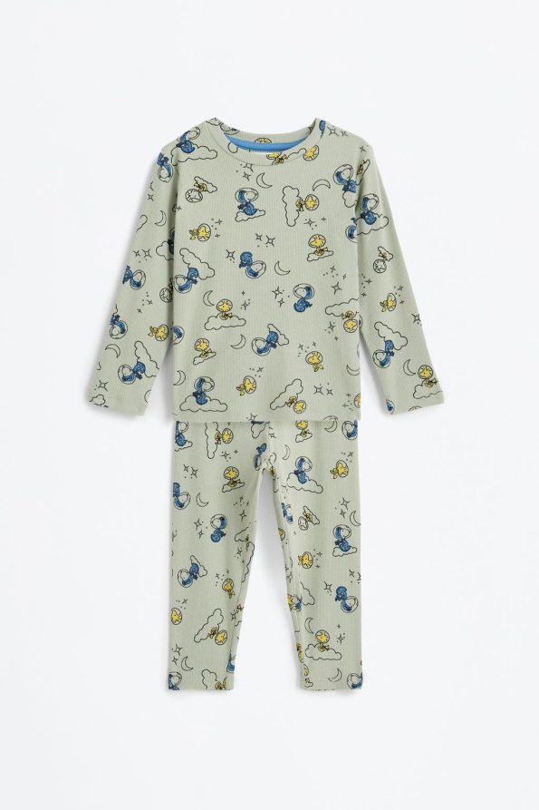 Snoopy Peanuts™ Ribbed Pajama Set