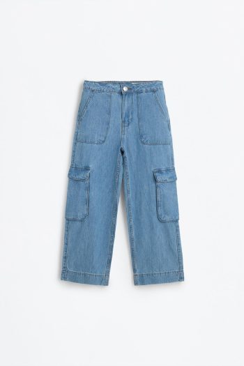 Wide Leg Cargo Jeans
