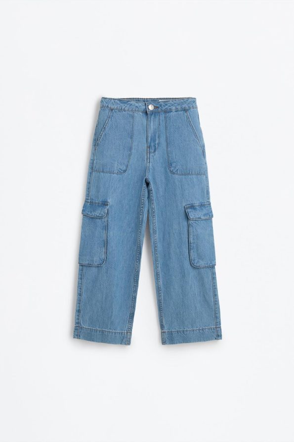 Wide Leg Cargo Jeans
