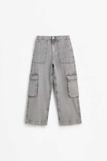 Wide Leg Cargo Jeans