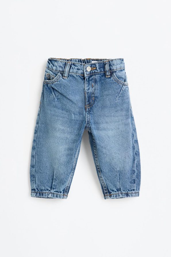 Balloon Fit Jeans