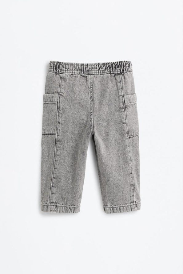 Balloon Fit Jeans