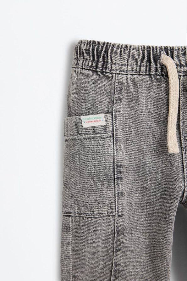 Balloon Fit Jeans