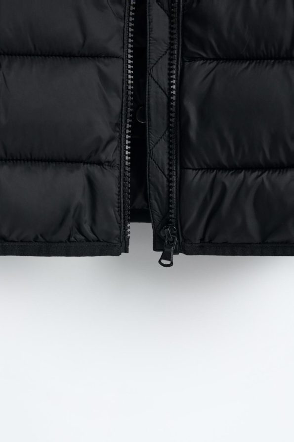 Lightweight Hooded Puffer Jacket