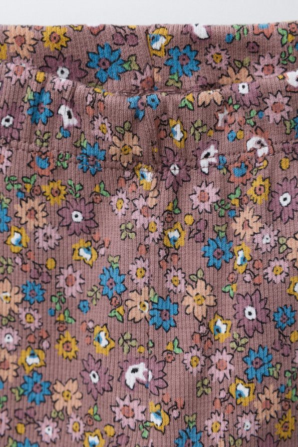 HELLO KITTY © SANRIO Floral Pattern Sweatshirt and Leggings Set