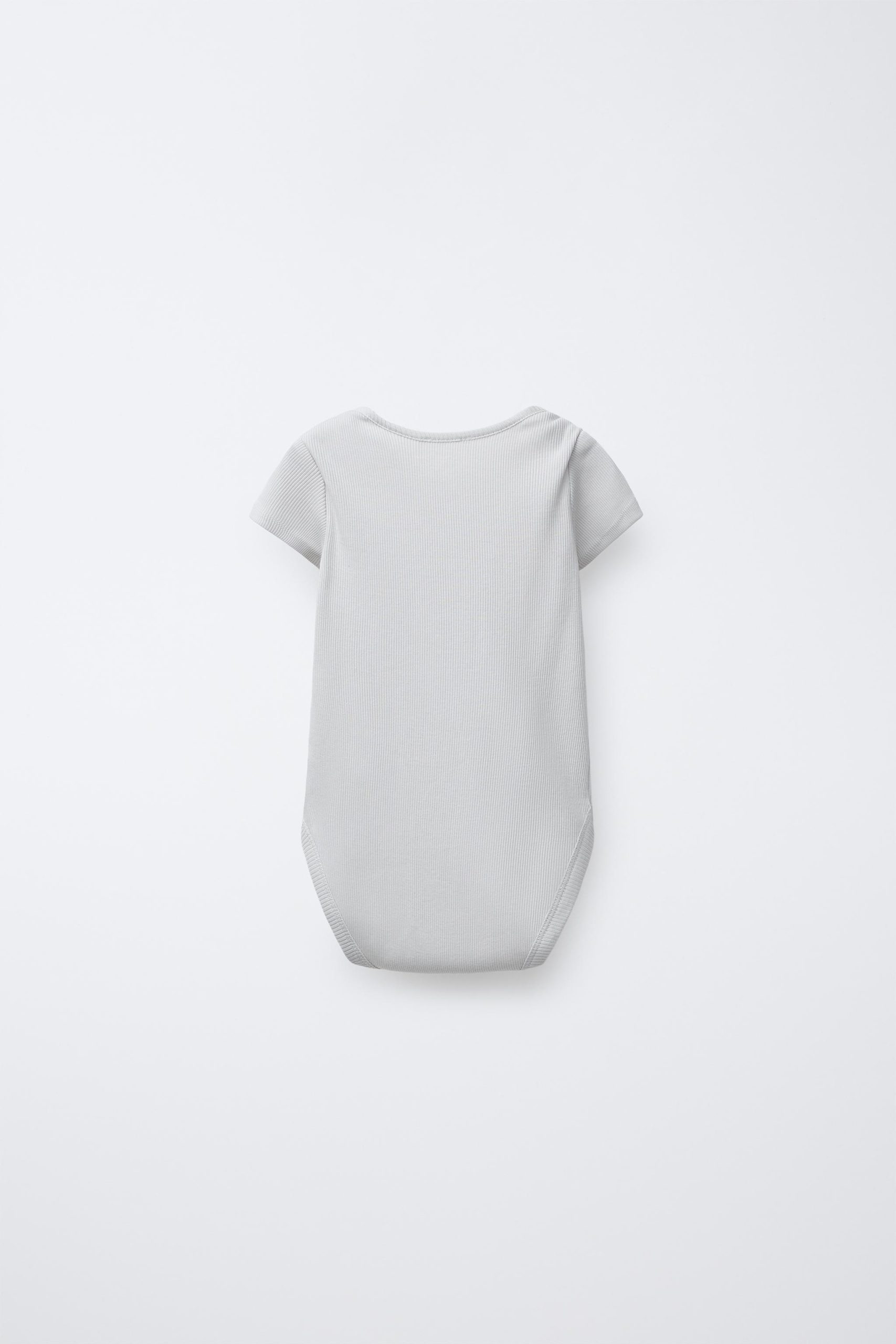 08501545712-e3-1.jpg 3-Pack of Short Sleeve Bodysuits with Twig Print