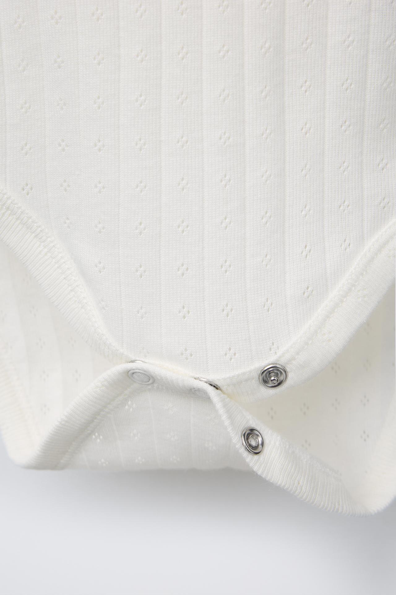 08501545712-e4.jpg 3-Pack of Short Sleeve Bodysuits with Twig Print