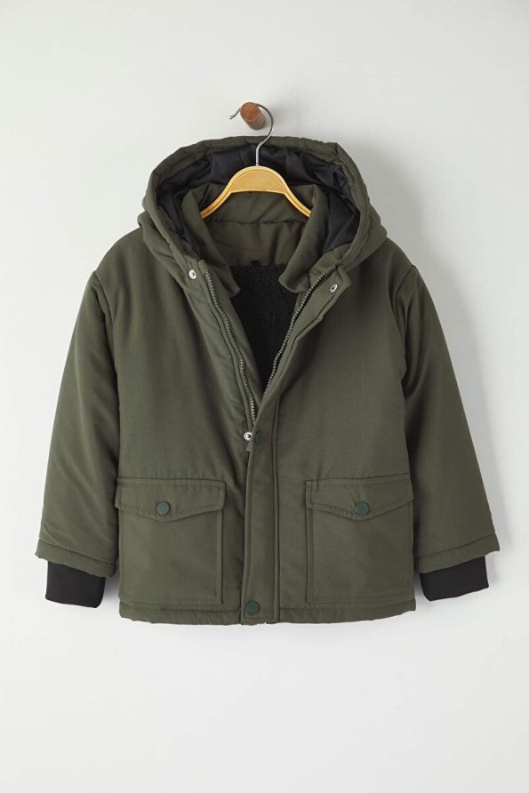 Trendyolmilla Kids Haki Boys Regular Hooded Jacket