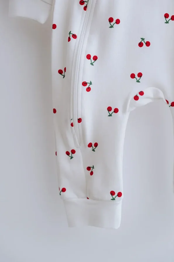 Lilabio Long Sleeve Zippered Baby Romper Cherry Pattern