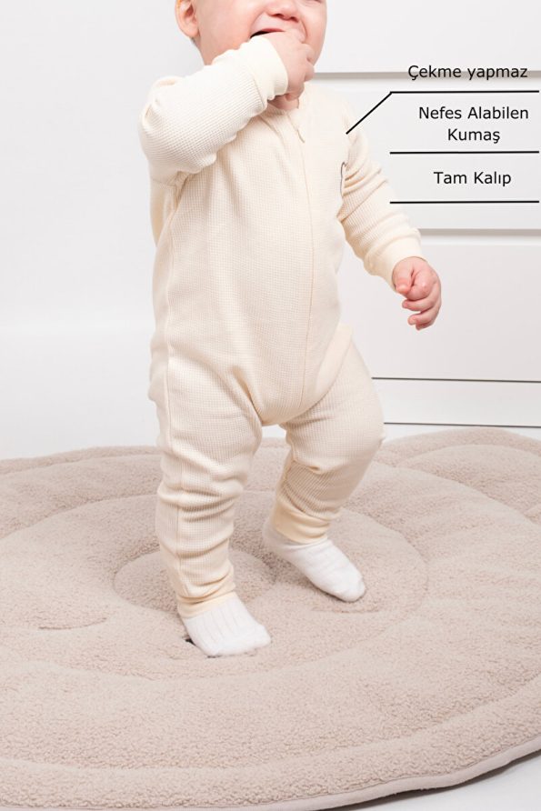 Baby Unisex Long Sleeve Bodysuit - 3 to 24 Months