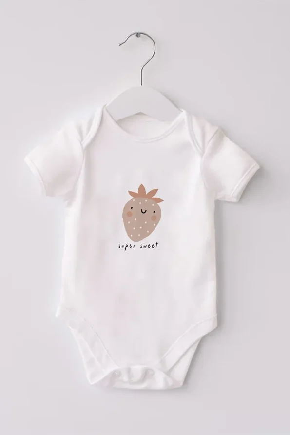 Lilabio 100% Organic Cotton 3-Pack Printed Baby Bodysuit Love