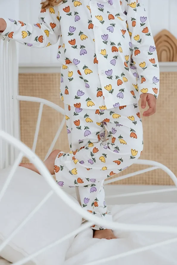 Lilabio Bamboo Fabric Button-Up Pajama Set for Girls