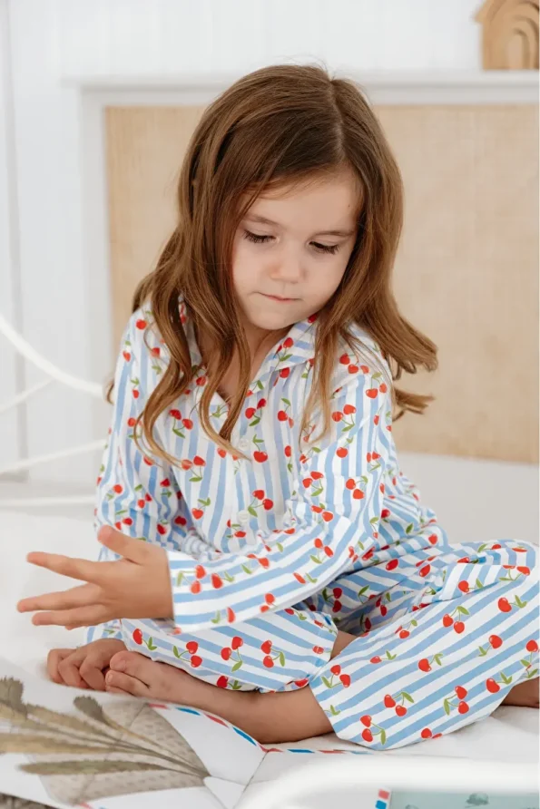Lilabio Bamboo Fabric Button-Up Girls' Pajama Set