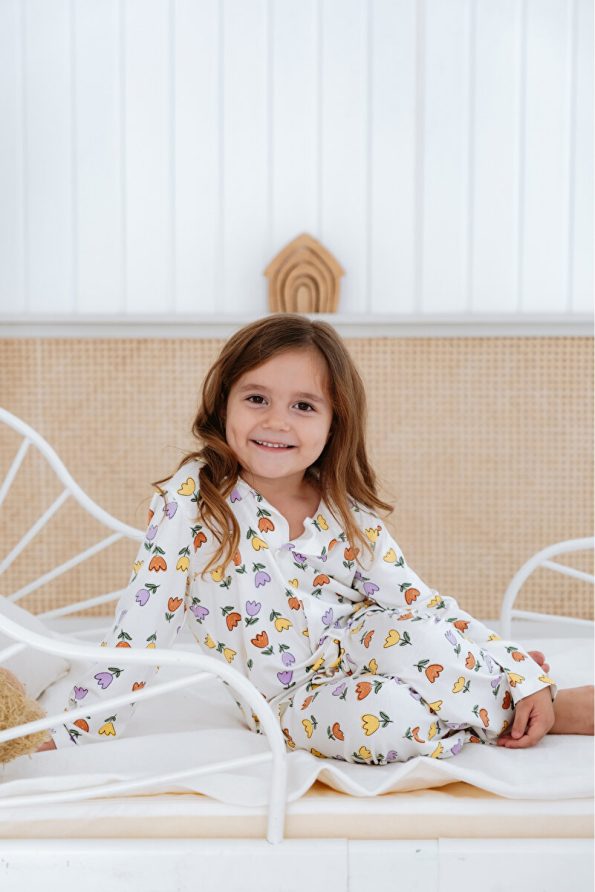 Lilabio Bamboo Fabric Button-Up Pajama Set for Girls