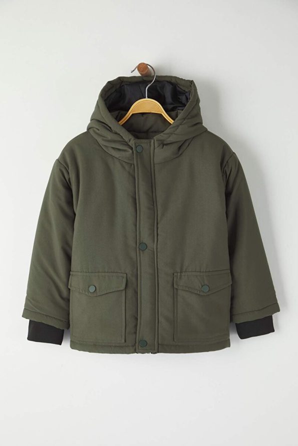 Trendyolmilla Kids Haki Boys Regular Hooded Jacket