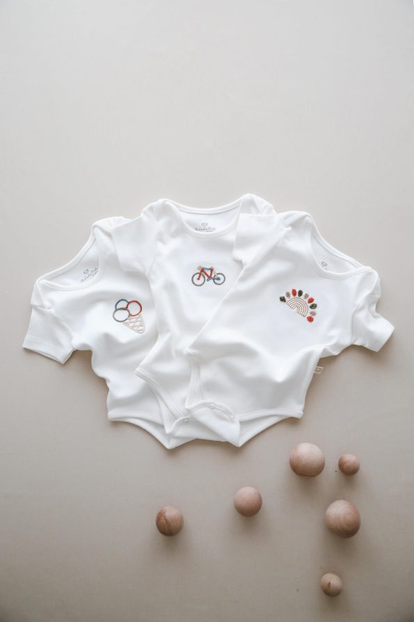 3-Pack Embroidered Short Sleeve Bodysuit Set