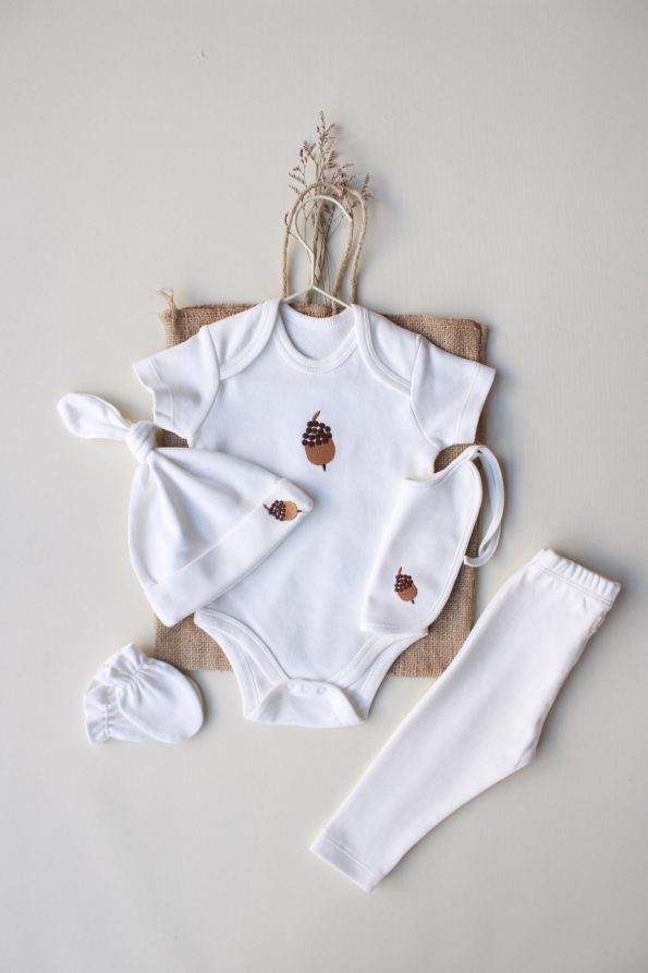 5-Piece Newborn Set Model 1