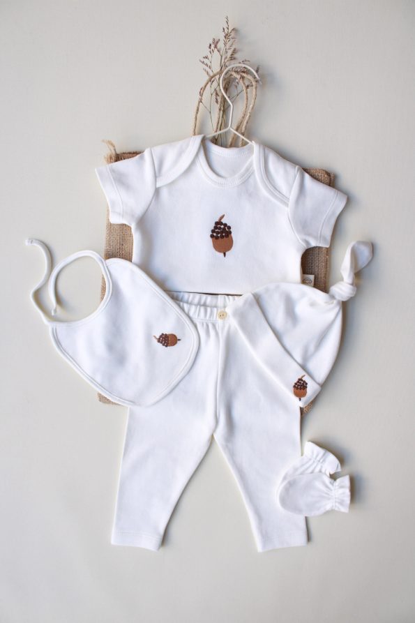 5-Piece Newborn Set Model 1