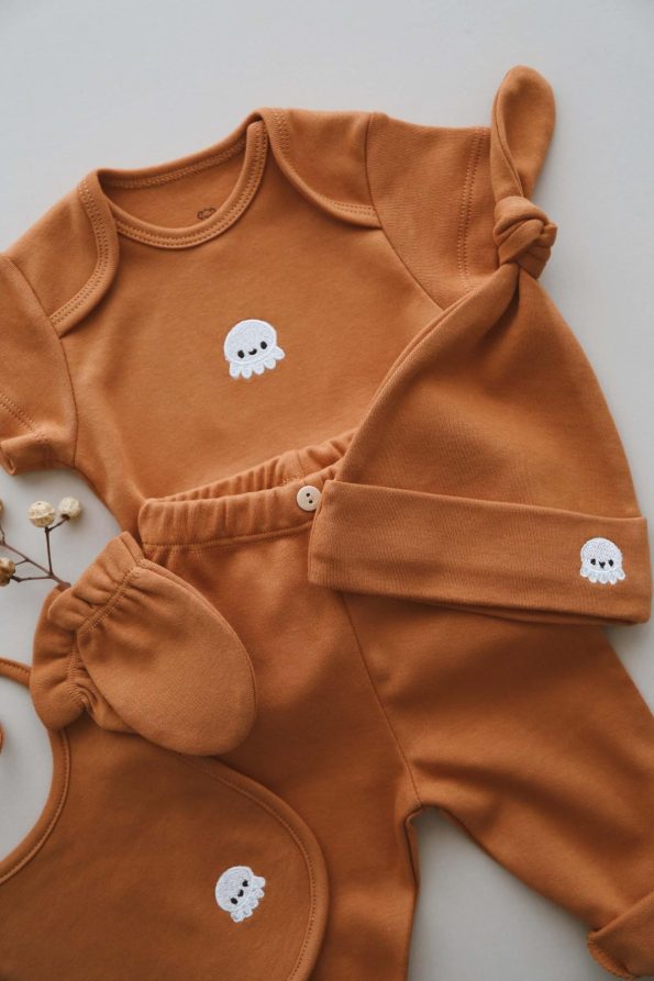 5-Piece Newborn Set Model 4