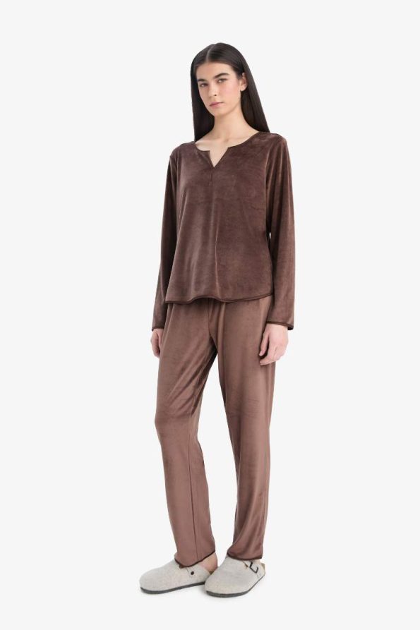 Fall in Love Long Sleeve Velour Pajama Set Regular Fit