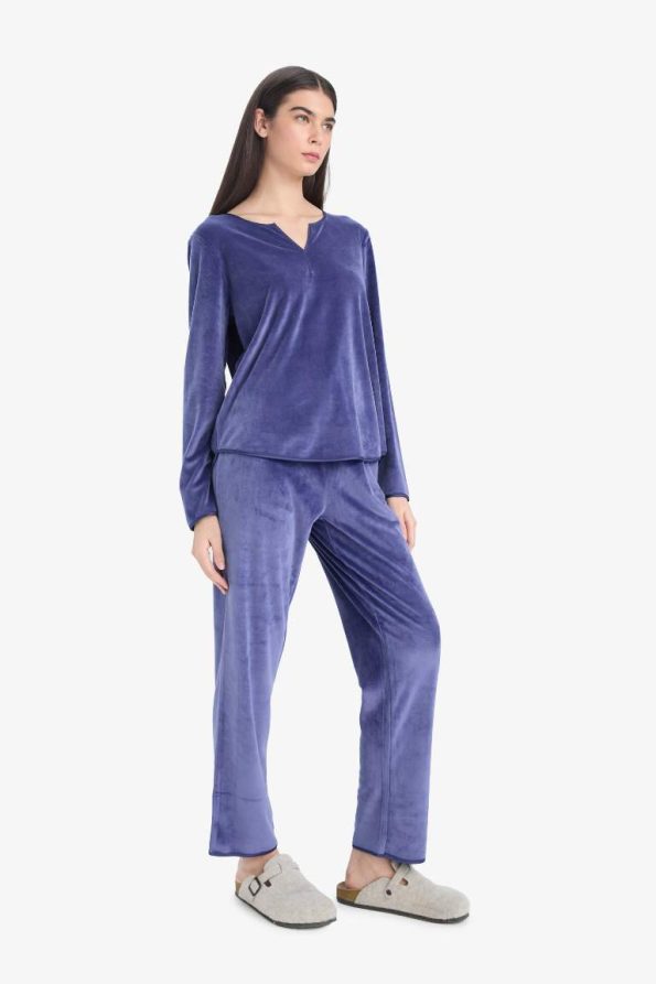 Regular Fit Long Sleeve Velour Pajama Set