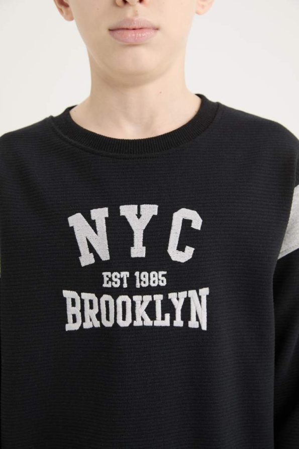 Boys' 2-Piece Printed Sweatshirt and Jogger Set