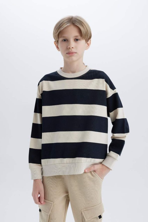 Boys' Oversized Striped Crew Neck Sweatshirt
