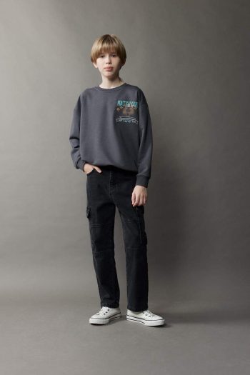 Boys' Oversized Crew Neck Sweatshirt with Back Print
