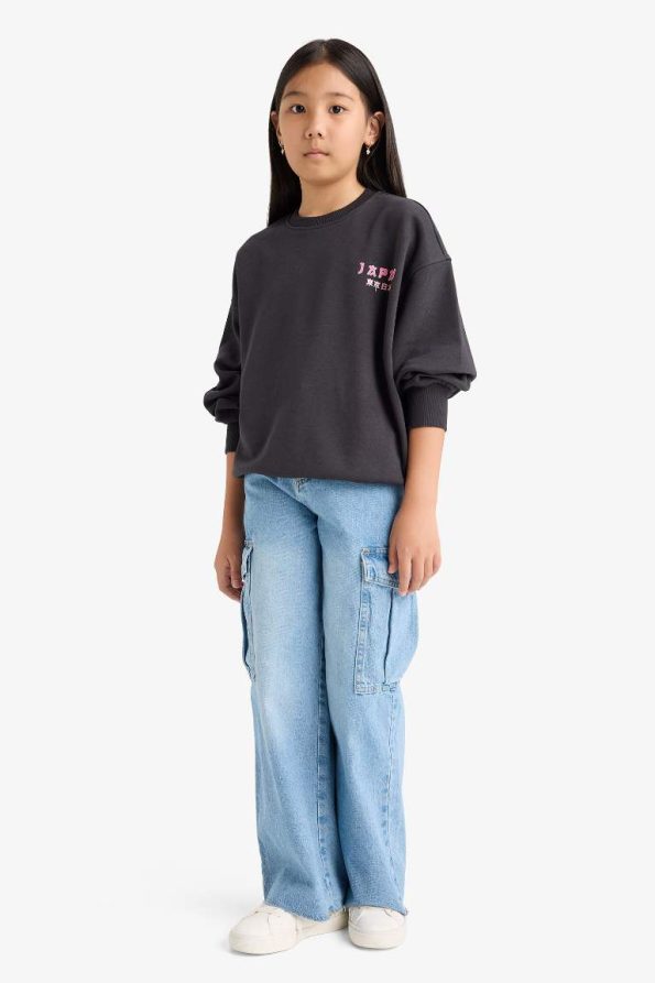 Girls' Oversized Wide Fit Crew Neck Sweatshirt with Back Print