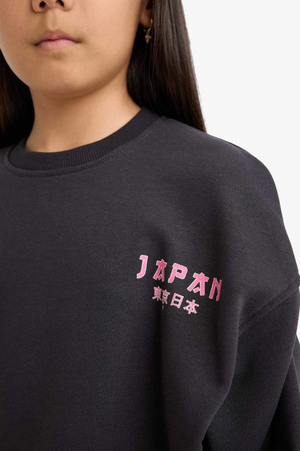 Girls' Oversized Wide Fit Crew Neck Sweatshirt with Back Print