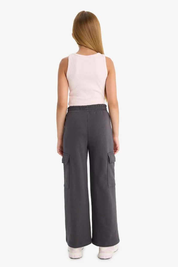 Girls' Elastic Waist Wide Leg Cargo Sweatpants