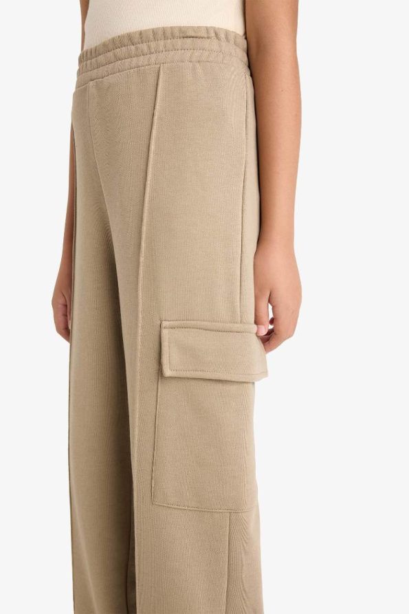 Girls' Elastic Waist Wide Leg Cargo Sweatpants