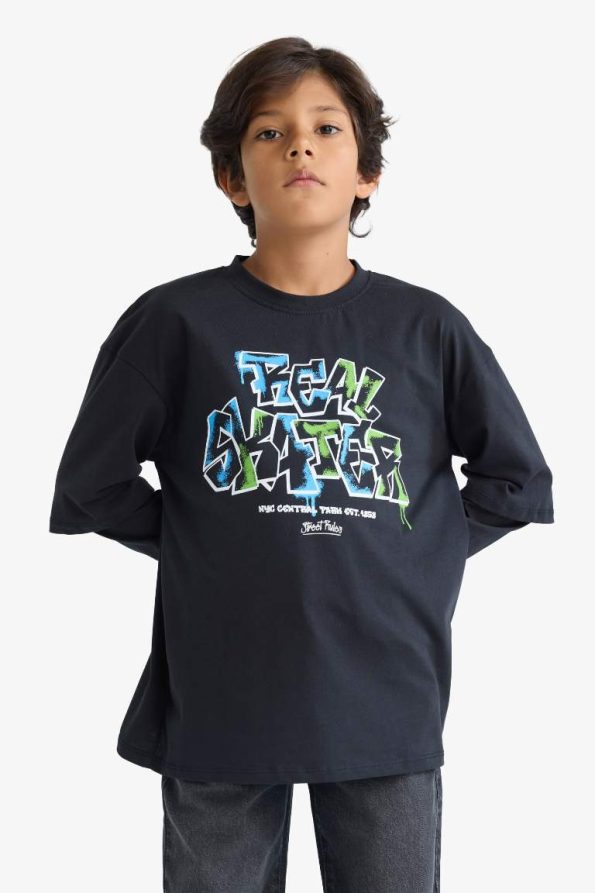 Boys' Oversized Wide Fit Printed Long Sleeve T-Shirt