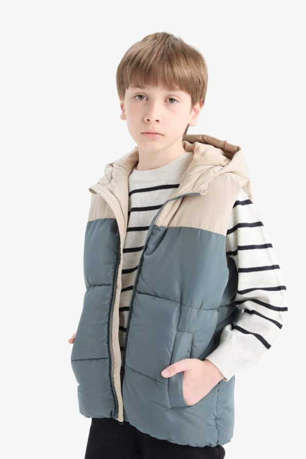 Boys' Waterproof Hooded Fleece Lined Zippered Puffer Vest